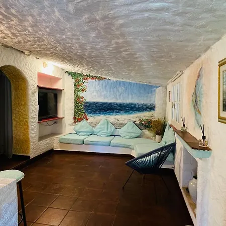 Ventus Auster Ольбия